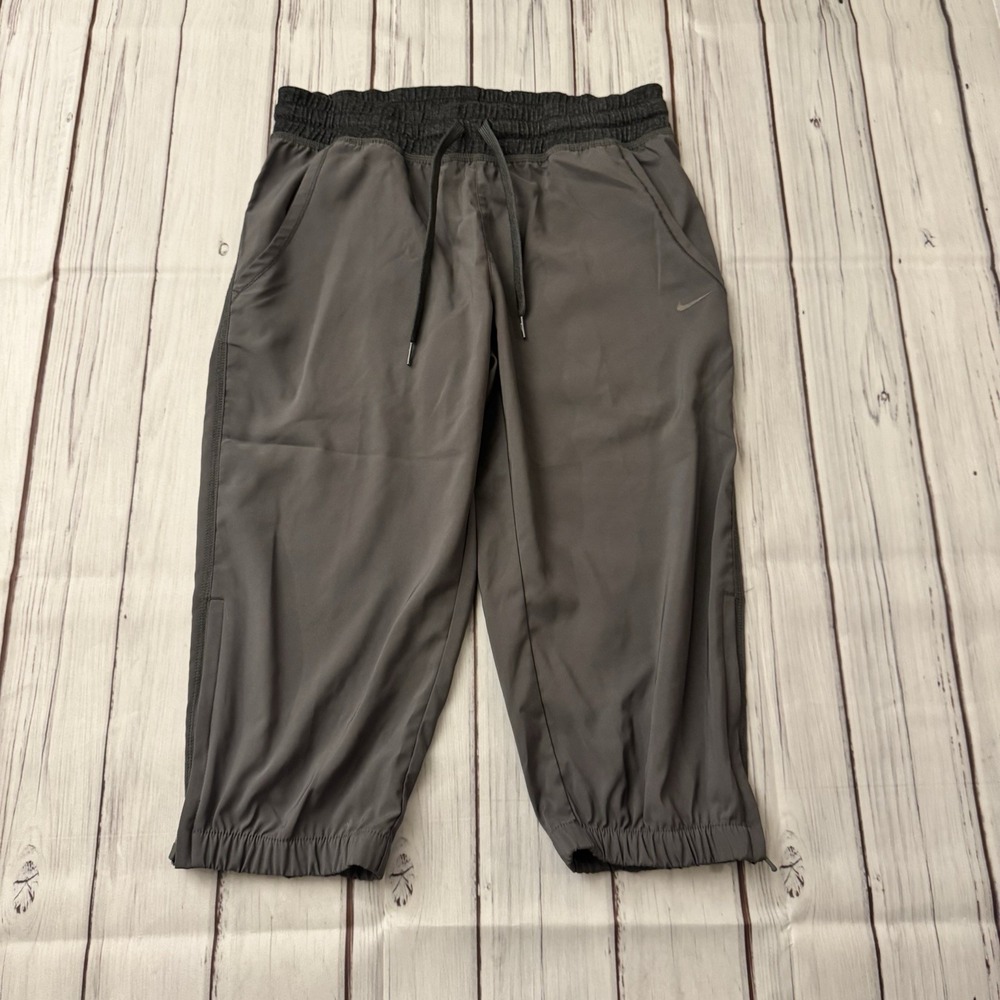 Nike‎ Dri-fit Capris Track Pants Women's Size Small Workout Activewear Yoga